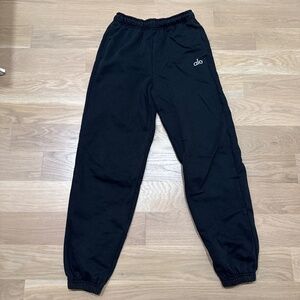Black Alo Yoga Sweatpants